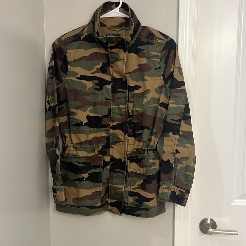Madewell XS jacket. Worn once, excellent condition.
💋Final price💋